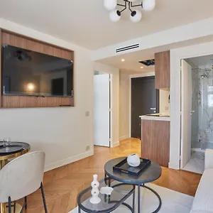 apartle-marais-centre-dealbert-thomas.fr-paris.fr/